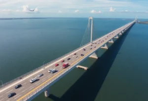 Emergency response at Sunshine Skyway Bridge