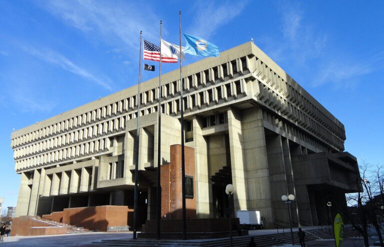 Council Lifts Parking Tickets and Permits in St. Petersburg